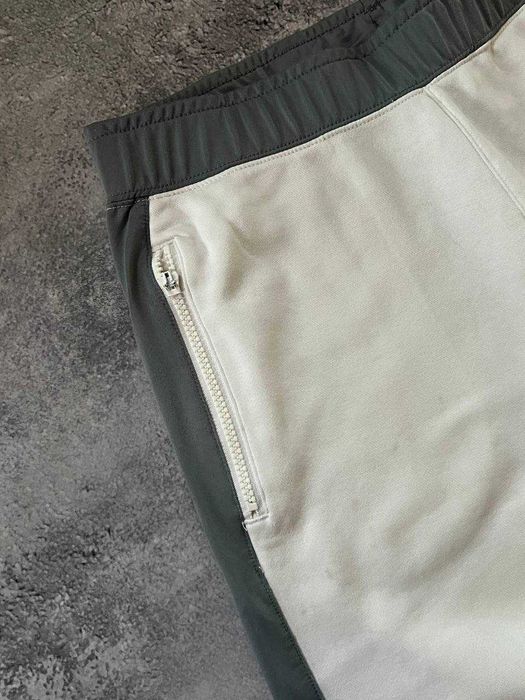 Спортивные штаны Nike tech fleece