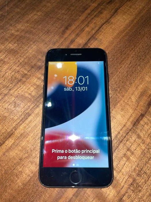 iPhone 7 32 GB preto