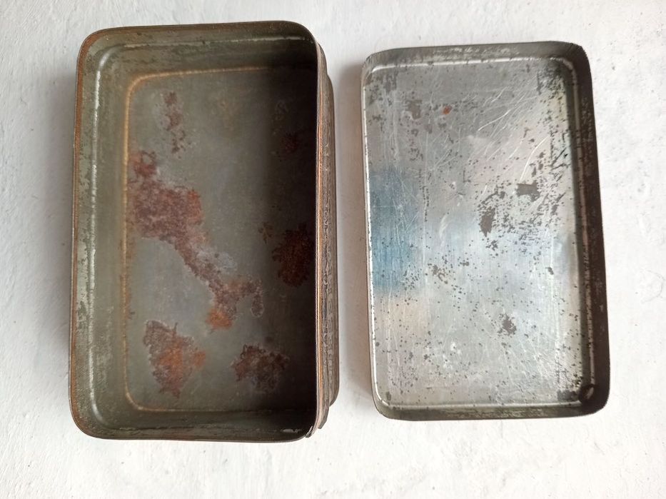 Latas antigas colecionáveis ano 1920 e 1930