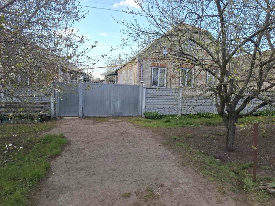 Продам будинок в с Сніжків Харківська обл
