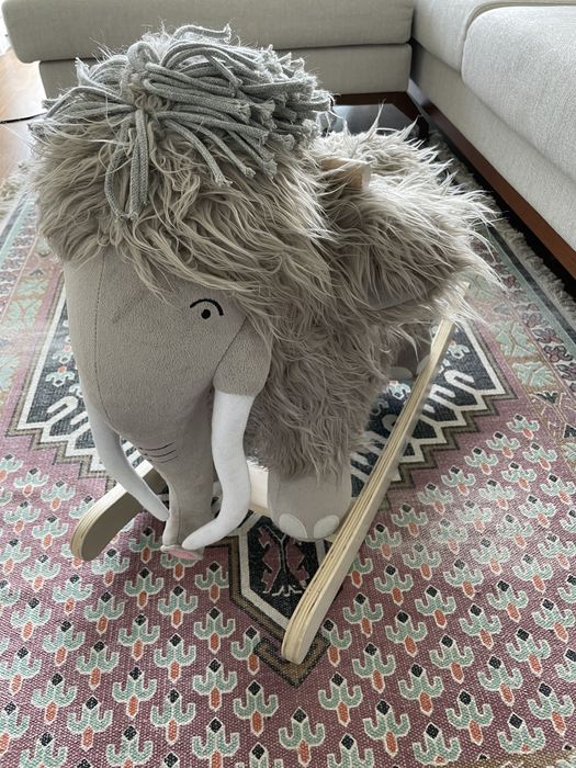 Cavalo / baloiço mamute labebe