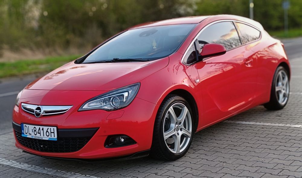 Opel Astra GTC 1.6 Benz. 180ps