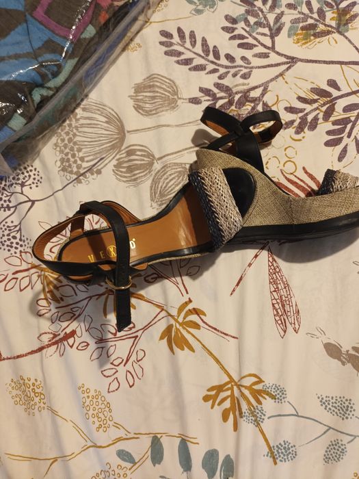 Sapatos de alta qualidade