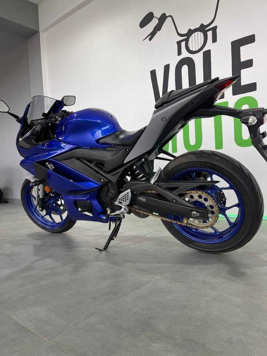 Мотоцикл Yamaha YZF-R25