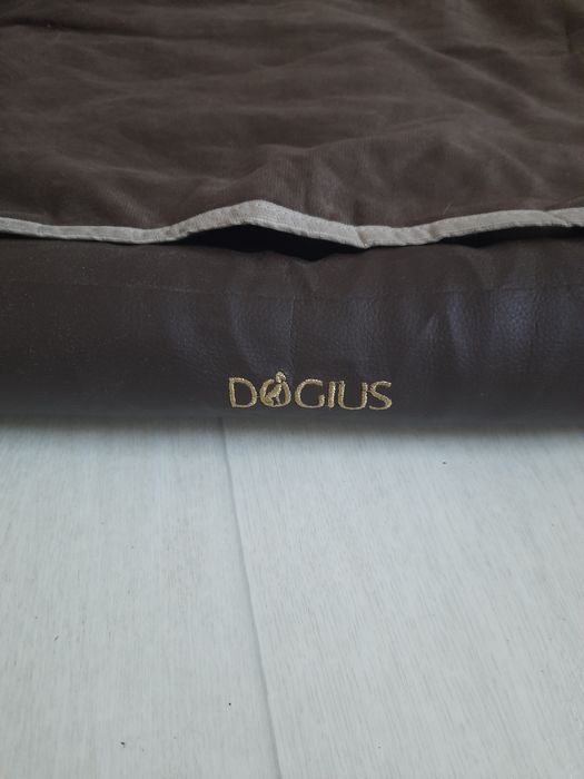 Leżak dla pieska lub kostka