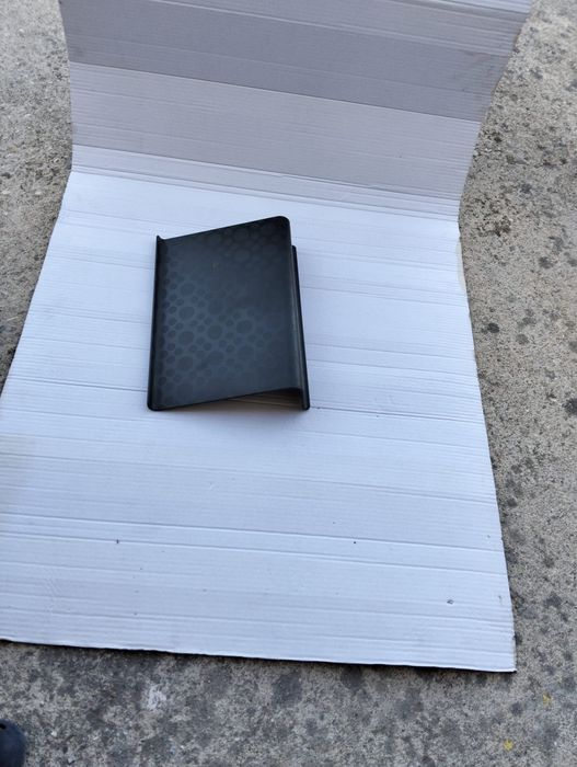 Mesa de apoio para computador c/ ofera