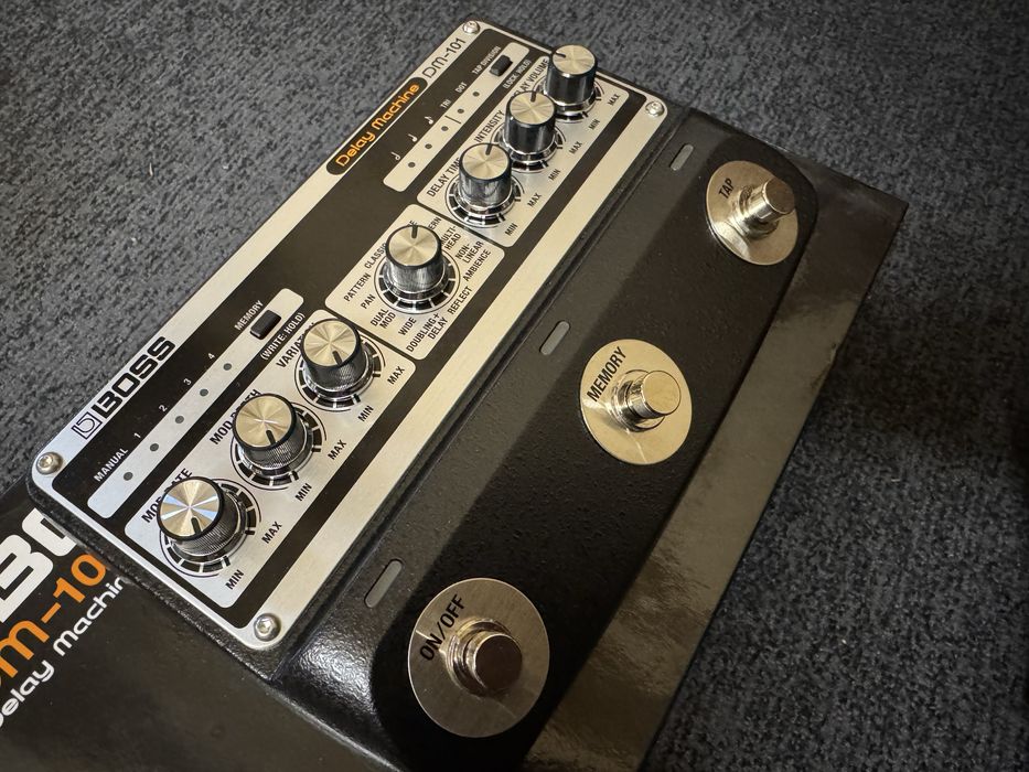 Boss DM-101 delay mint