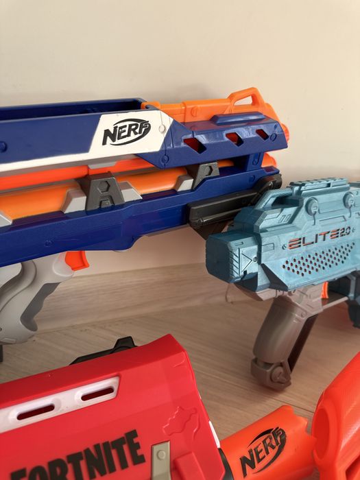 Nerf бластер лот