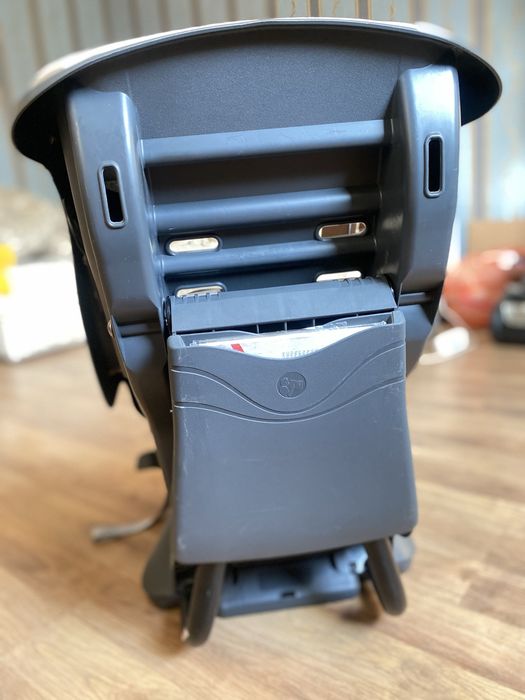 Автокрісло Britax First Class Plus