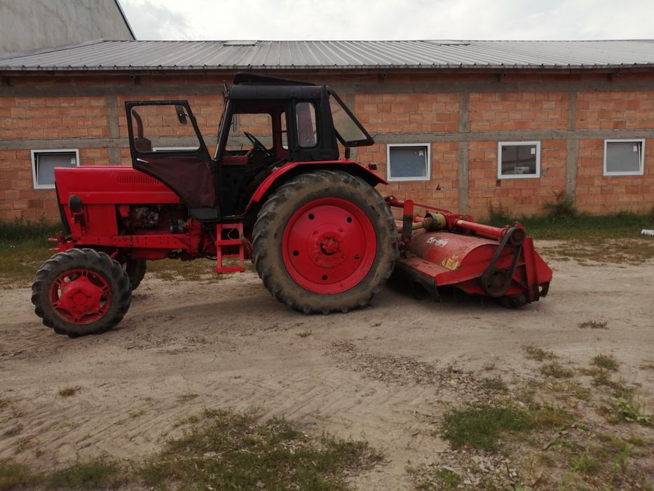 Ciągnik rolniczy MTZ 82