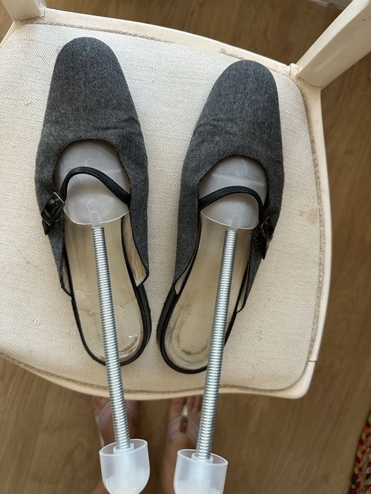 Klapki Russel & Bromley
