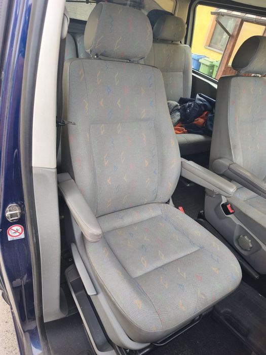 Sprzedam fotel pasażera VW T5