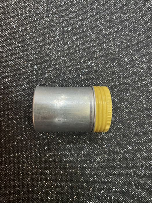 Conjunto de negativos antigos revelados…