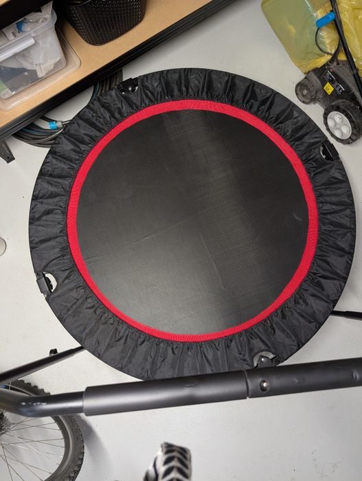 Trampolina Domowa z Uchwytem 100cm – Idealna dla Dziecka! (Stan B. Dobry)