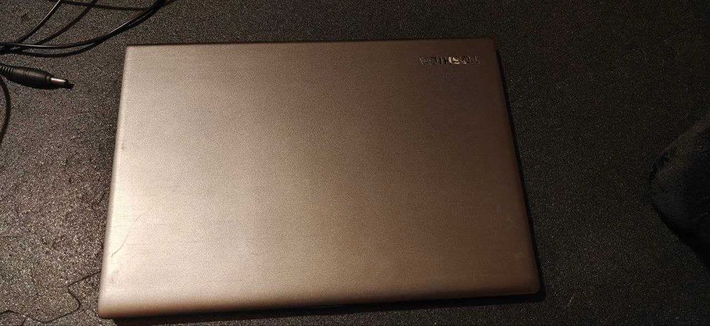 Portatil Toshiba Z30-B - i75500 16gb 120gb ultra fino e leve