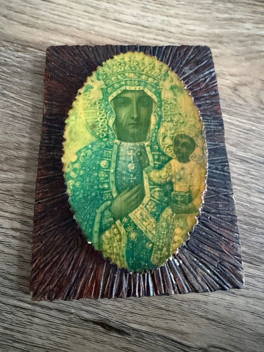 Matka Boska Częstochowska dewocjonalia