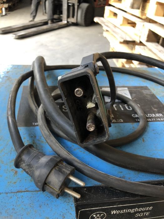 Carregador baterias empilhador 72v