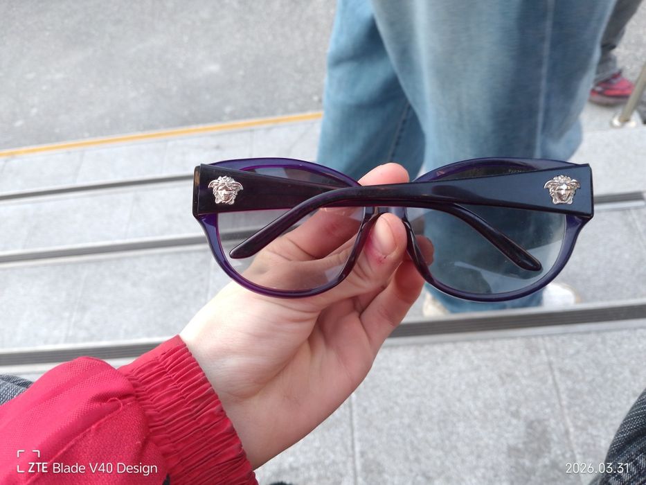 Очки версачи....