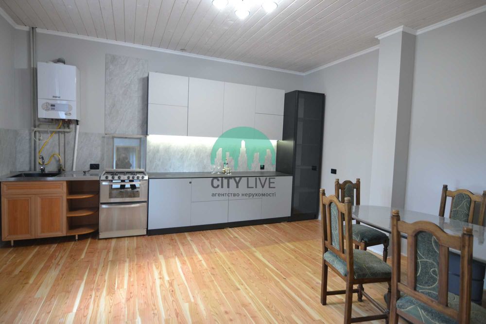 Продається Котедж на 17 номерів. Вигідна інвестиція в Карпатах.(63)