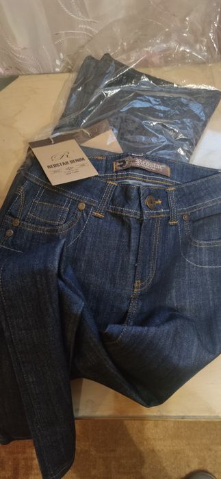 Джинси гарної якості 28, 30, 31, 34