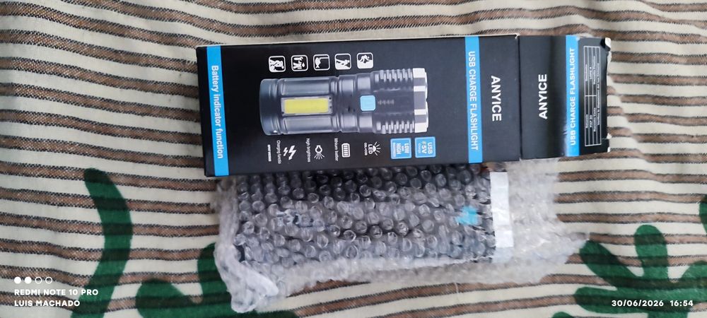 Lanterna led nova a estrear com 4 modos de luz