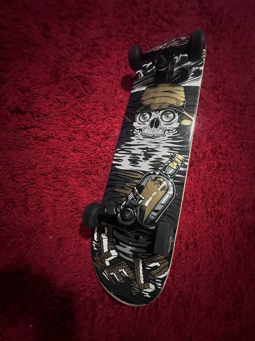 Mało używana deskorolka Classic Skateboard| Super cena