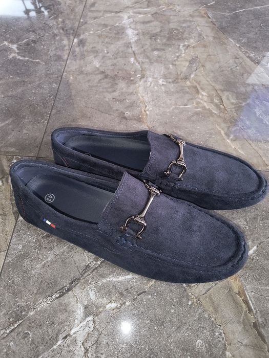 Pantofle, buty, mokasyny