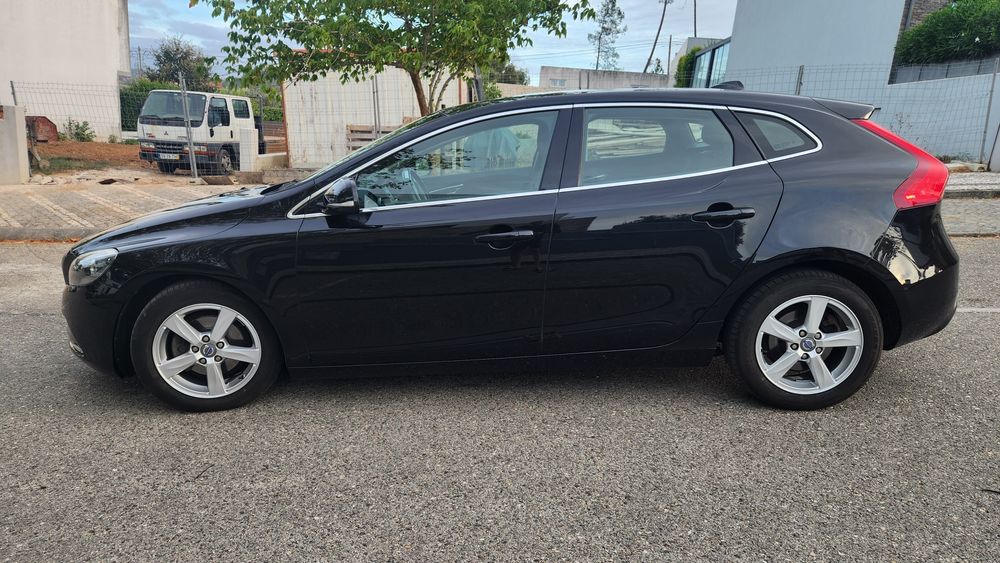 Volvo v40 1.6 D2 em excelente estado conservação — photo 3