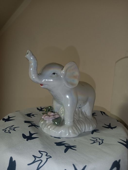 Ceramiczna figurka słonia
