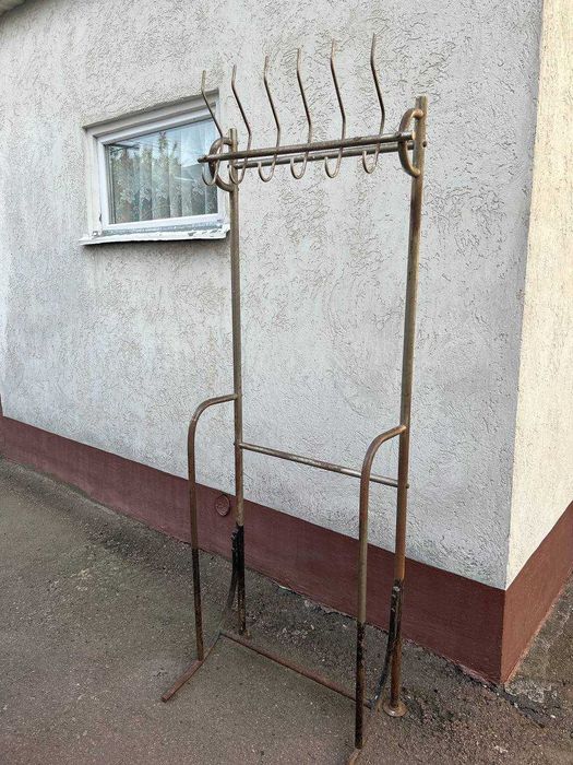 Вішалка для одягу