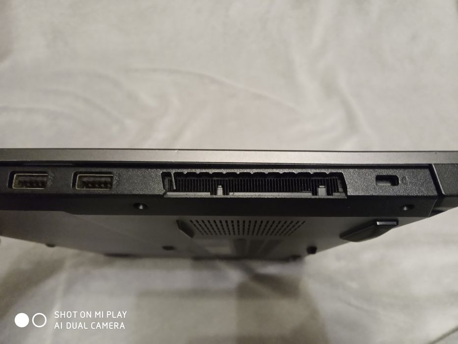ноутбук  Asus tuf dash f15 fx516pe