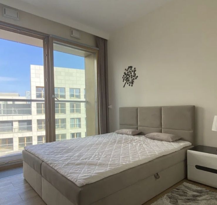 Стильна 2/х кім квартира у Варшаві