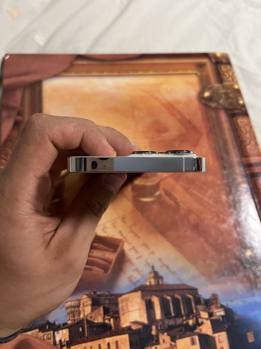 Продам iphone 13 pro 256