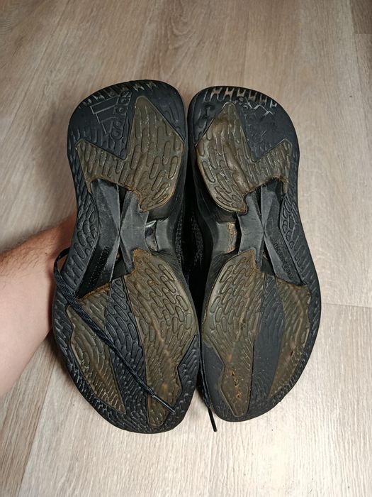 Adidas Alphatorsion 2.0  кросівки 41 р. 26 см