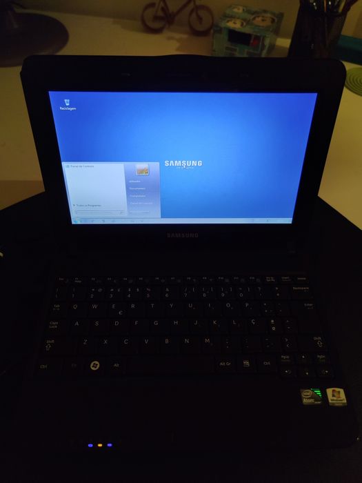 Samsung NP-NB30TSP-PS1