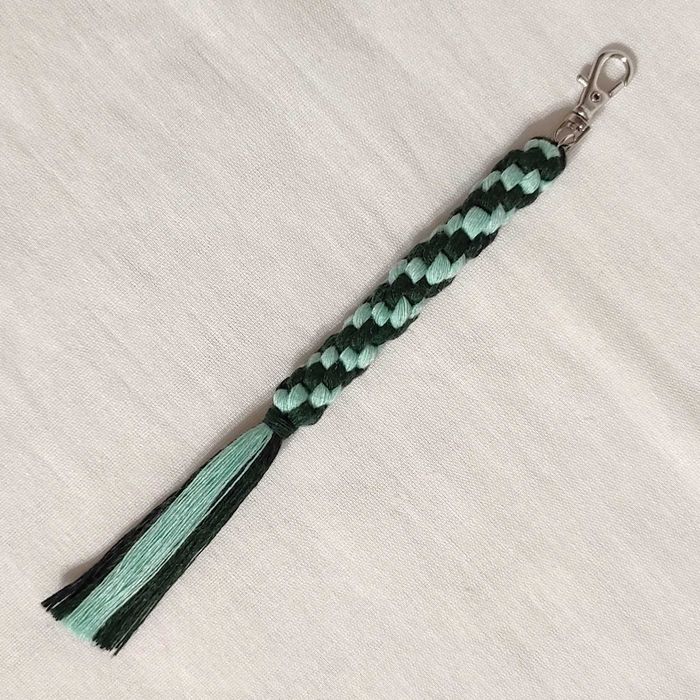 W123 Breloczek brelok zawieszka ze sznurka Rękodzieło Handmade
