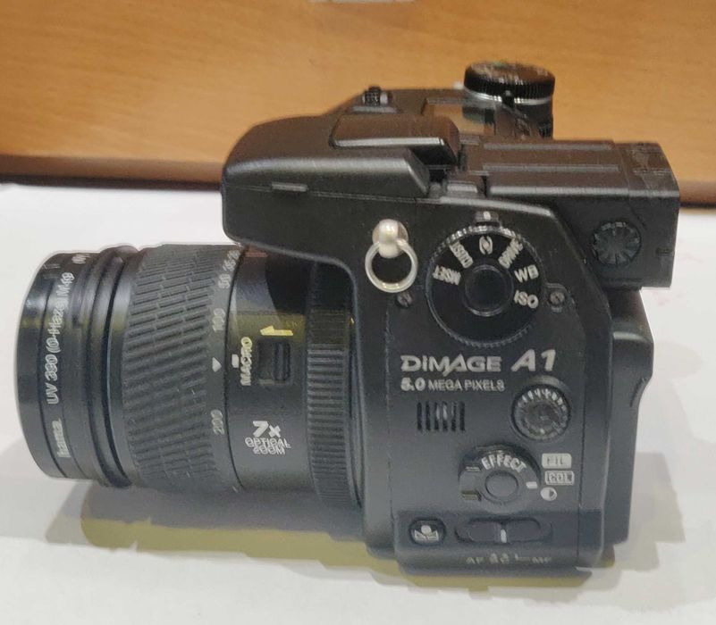 Maquina Konica Minolta A1 (CCD avariado)