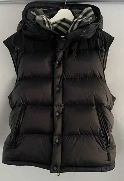 Ексклюзивний пуховик Burberry