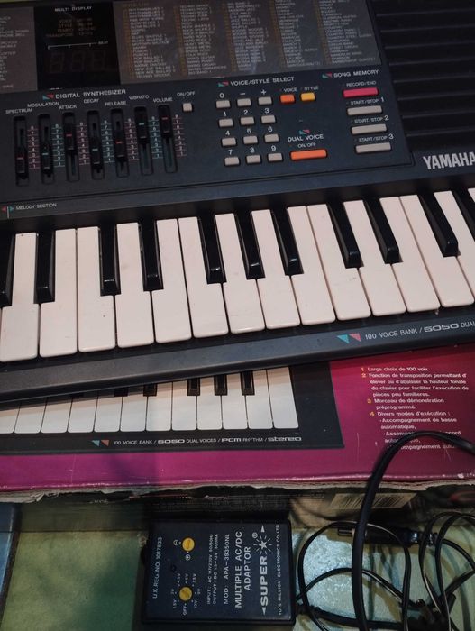 Yamaha PSS-390 синтезатор рабочий