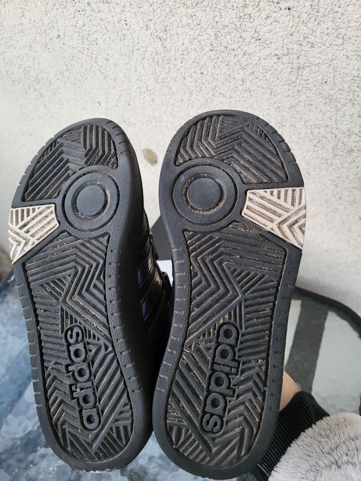 Adidas Hoops dziewczynka chłopiec unisex rozm  32 holo