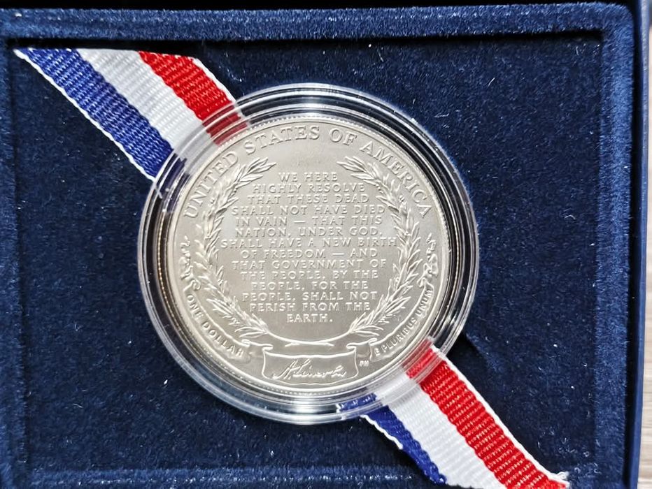 Срібний долар США Авраам Лінкольн 2009р. Сертифікат. Футляр.