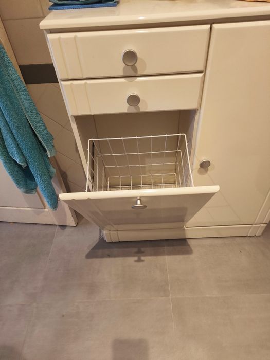Móvel WC branco lacado
