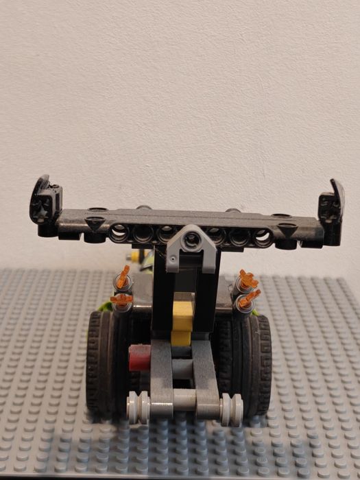 LEGO Technic 42103 Dragster