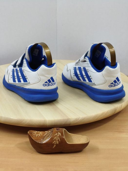 Buciki dla dzieci r.27 Adidas AltaRun CF uniseks