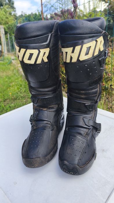 Botas Thor 44  articuladas
