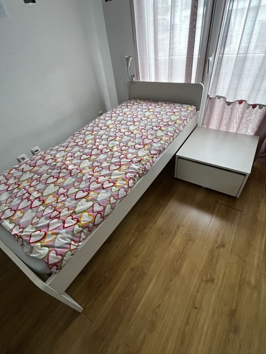 2  Camas de solteiro + gavetões IKEA