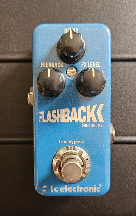 Pedal de guitarra TC electronic Flashback Mini.