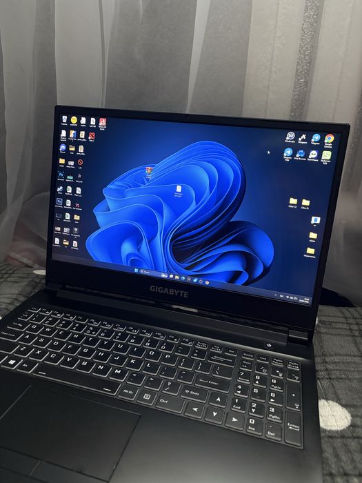 Ігровий ноутбук Intel 10-th 3060