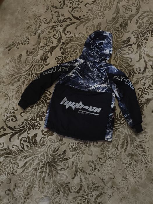 Продам теплу куртку