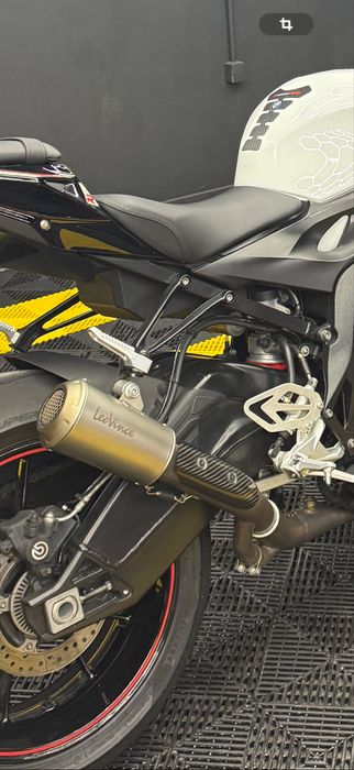 Ponteira original Leo Vince BMW S1000RR